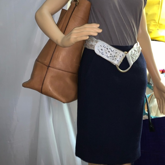 CHANEL Dresses & Skirts - auth CHANEL navy blue wool BOUCLÉ skirt SIZE SMALL